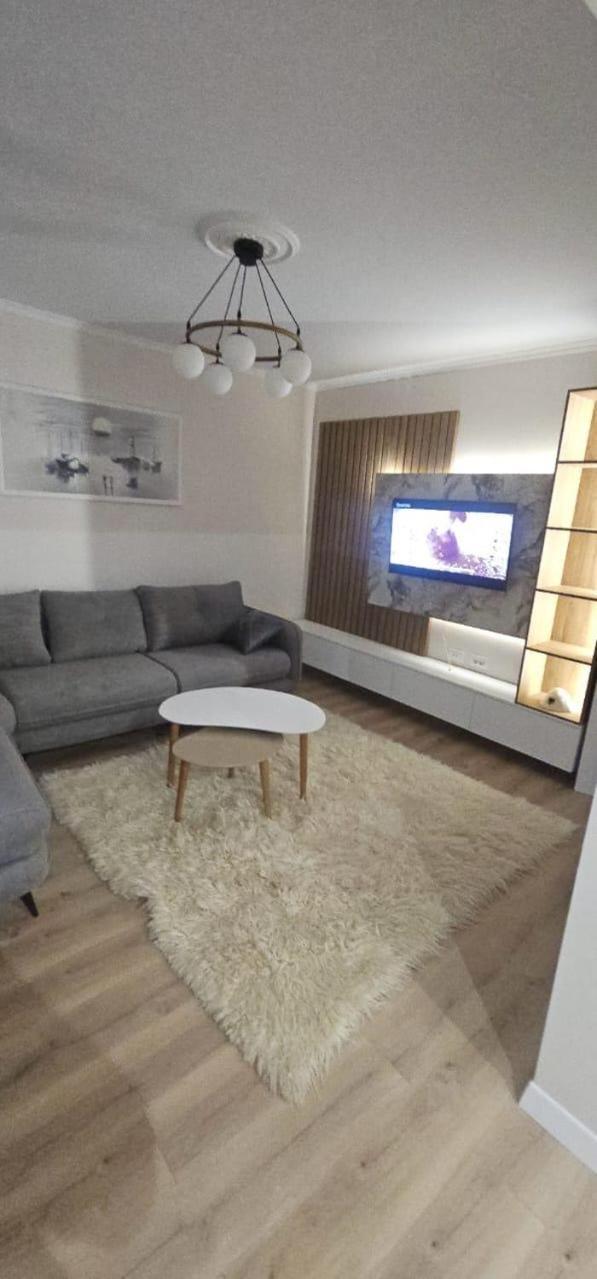 Apartment Apartament *